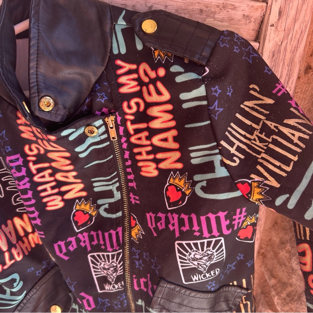 D-Signed Descendants By Disney Blazer Jacket Size XS 6. Good used condition. - Picture 2 of 6